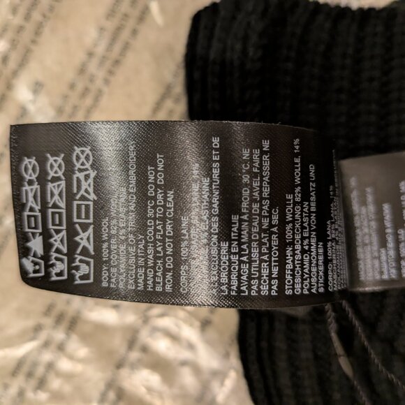 Canada Goose & Pyler Moss Merino Wool Balaclava/Toque Black w Gold Logo NEW - Picture 8 of 13